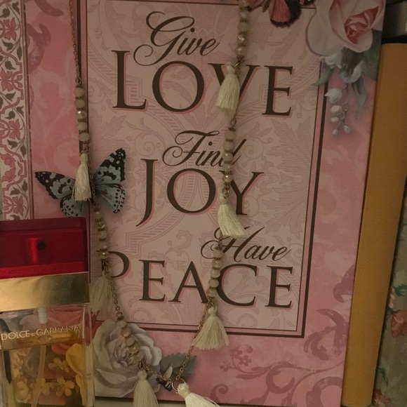 Meet your Posher, Kellee - Picture 2 of 4